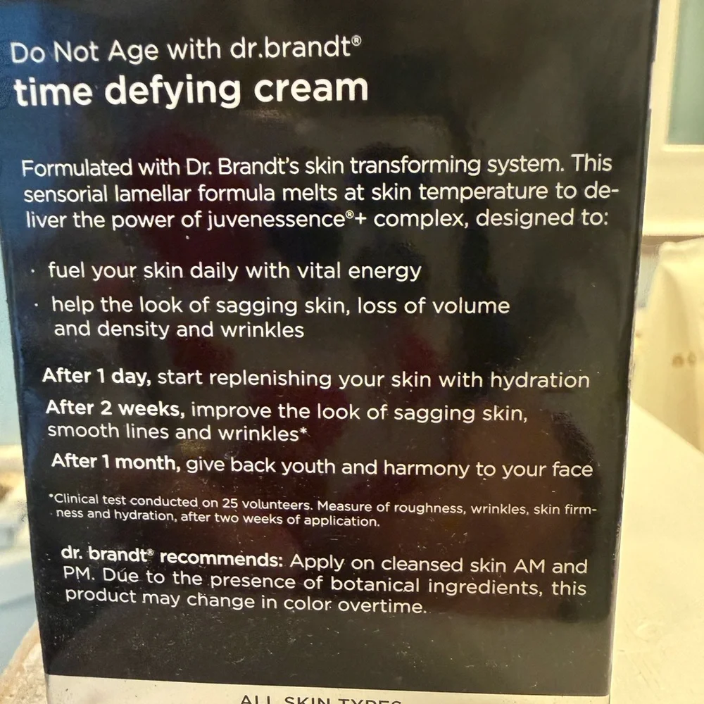Dr. Brandt Do Not Age Time Defying Cream - White and Black - Picture 5 of 5